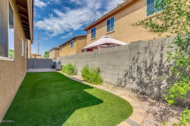 Foto del edificio - 7423 S 27th Way