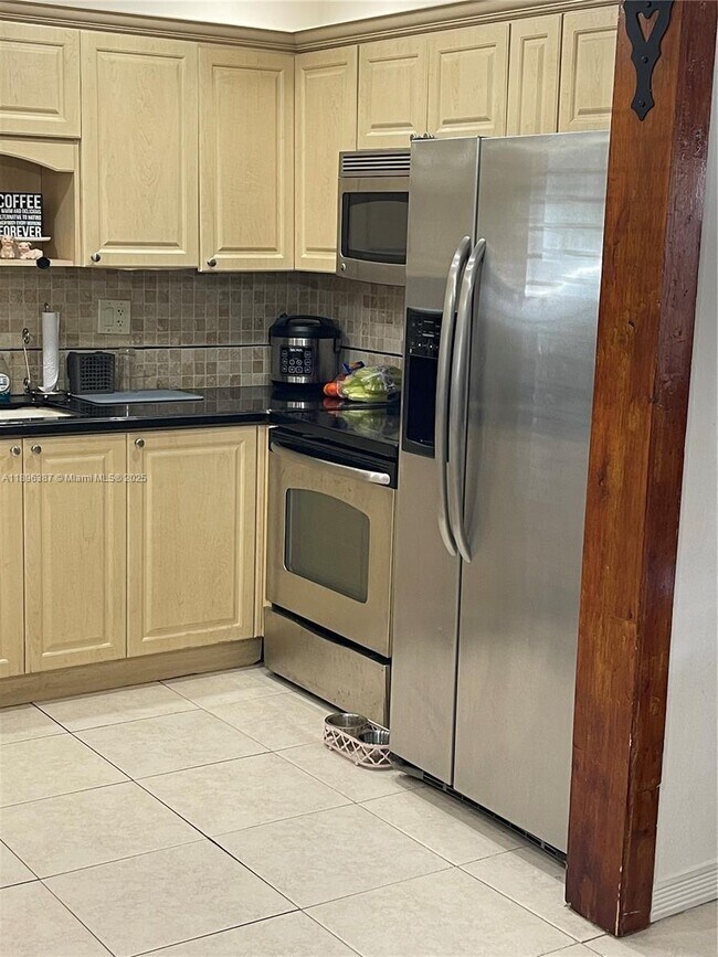 Foto del edificio - 12810 SW 43rd Dr
