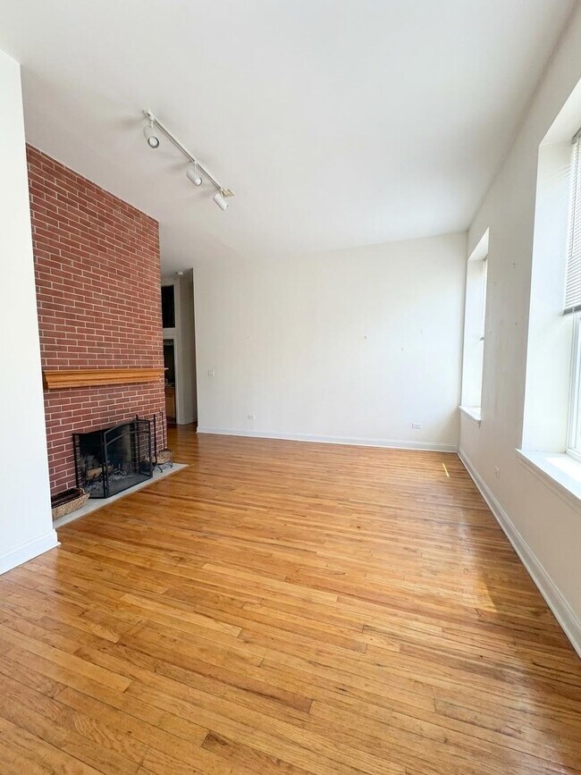 Foto del edificio - 222 Grand St
