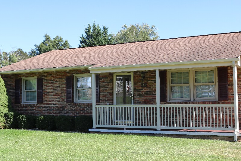 Primary Photo - 144 Bookerdale Rd