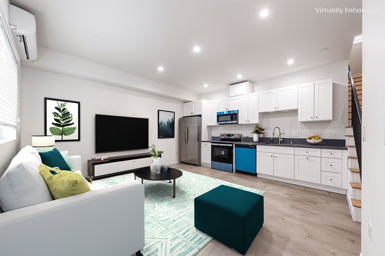 Foto principal - 11841 Runnymede St