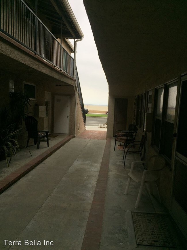 Building Photo - 5237 E Ocean Blvd