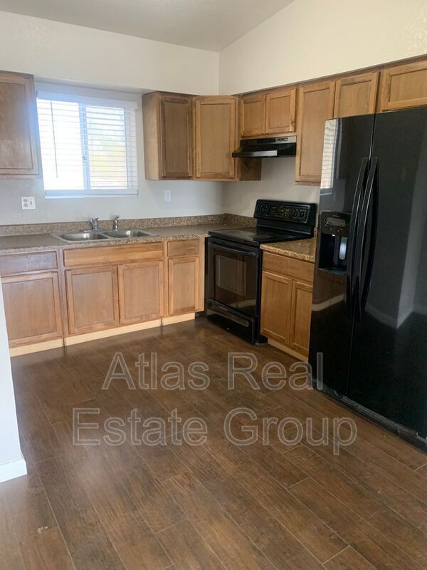 306 E Vine Cir Unit 201, Mesa, AZ 85210 Condo for Rent in Mesa, AZ