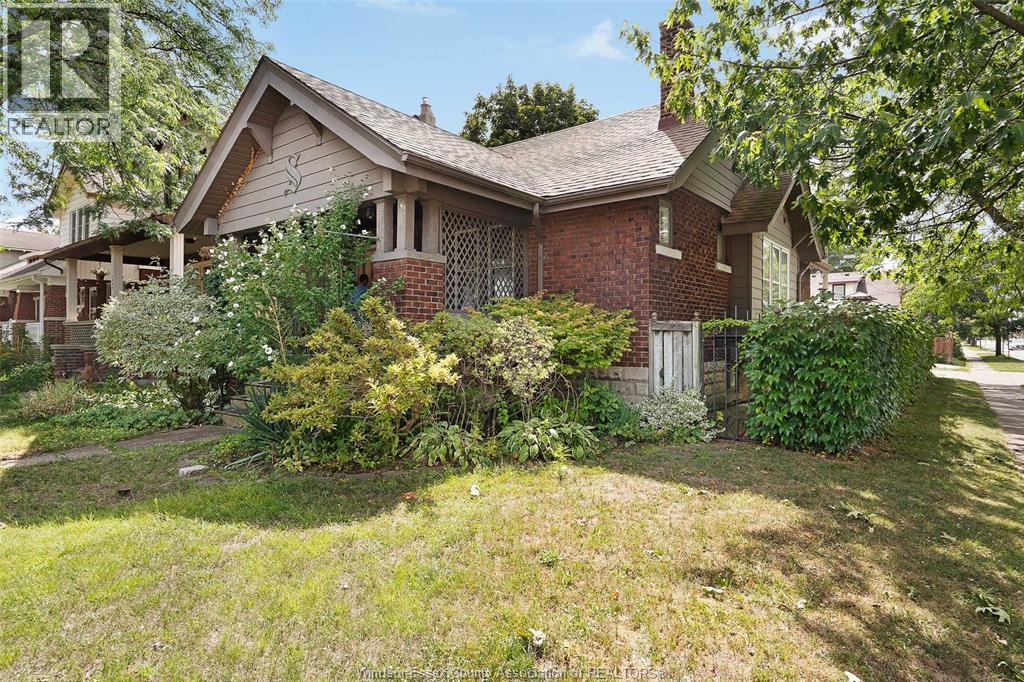 Photo principale - 1501 Dougall Ave