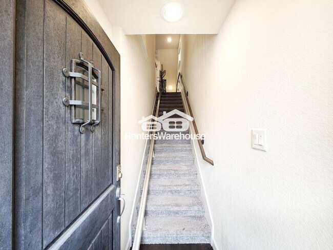 Foto del edificio - 10717 Madden Oaks Pl