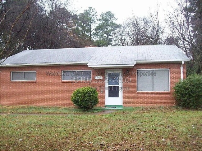 Photo - 210 Crutchfield Street House