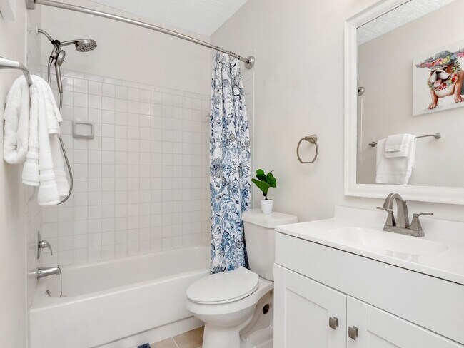 Foto del edificio - 1/1 Condo in Heart of Brandon & Brandon HCA Hospital