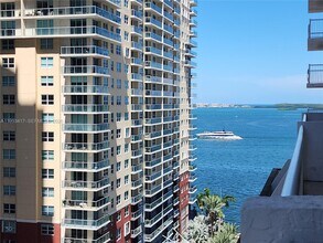 Building Photo - 1200 Brickell Bay Dr