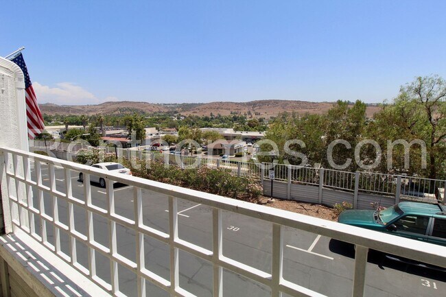 Foto del edificio - 12818 Carriage Heights Way