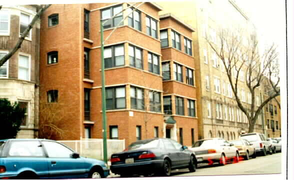 Primary Photo - 5036 N Kenmore