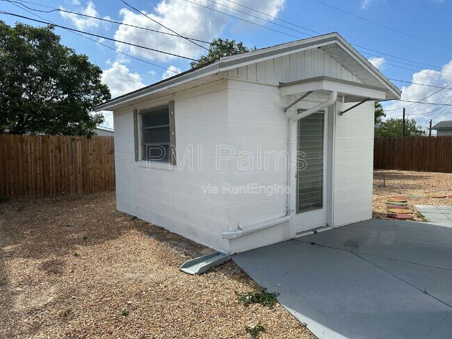 Foto del edificio - 1803 Kepner Dr