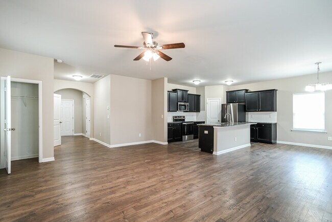 Foto del edificio - 6507 Karenstone Dr