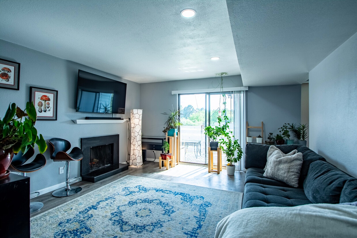 7395 E Eastman Ave Unit L205, Denver, CO 80231 Apartments in Denver