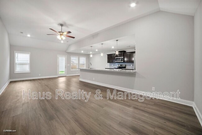 Foto del edificio - 211 King Rd