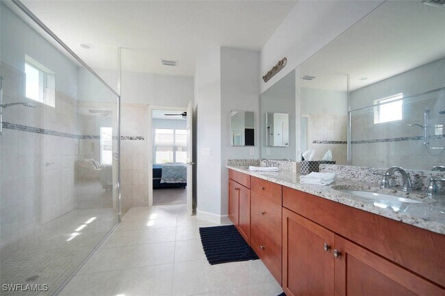 Building Photo - 2772 Lambay Ct