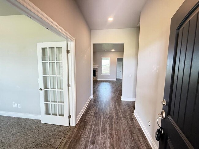 Foto del edificio - 9544 Monterey Dr