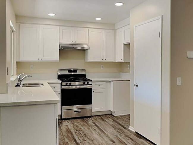 Foto del edificio - 16388 Orange Blossom Way