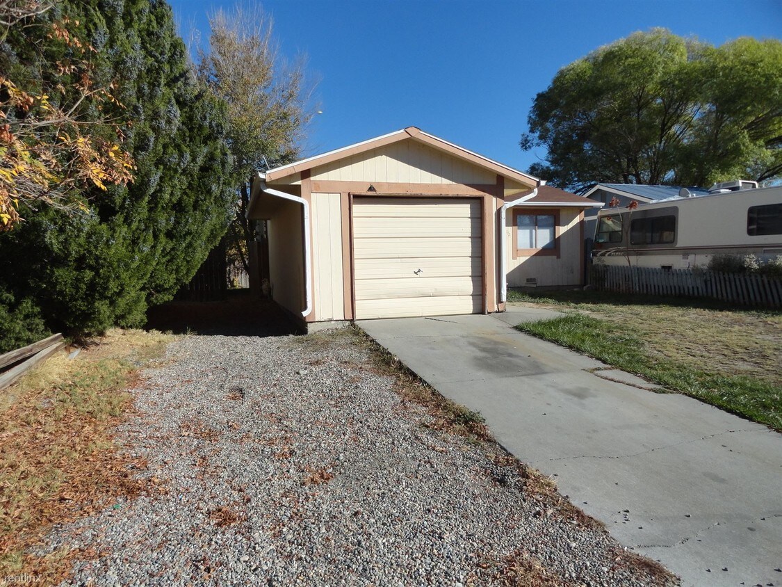 518 1/2 Garland St, Clifton, CO 81520 House Rental in Clifton, CO