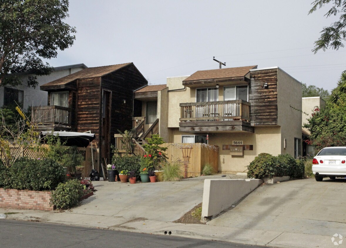 Building Photo - 5644 Lauretta St
