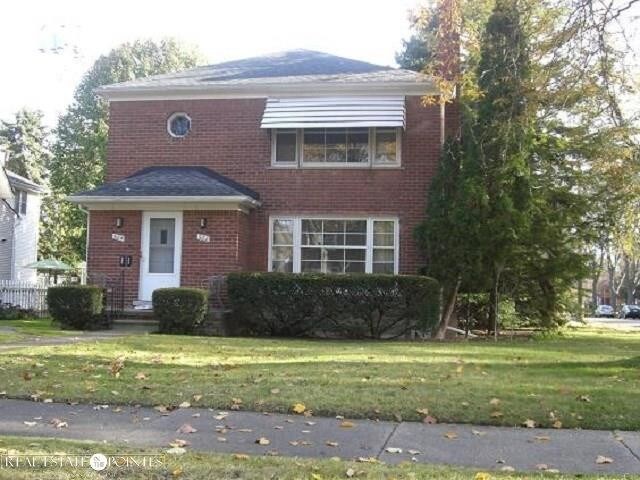 Primary Photo - 562 St Clair Ave
