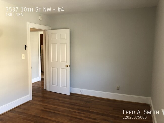 Foto del edificio - 1BR + Den Apartment in Columbia Heights Av...