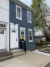 Building Photo - 814 South St