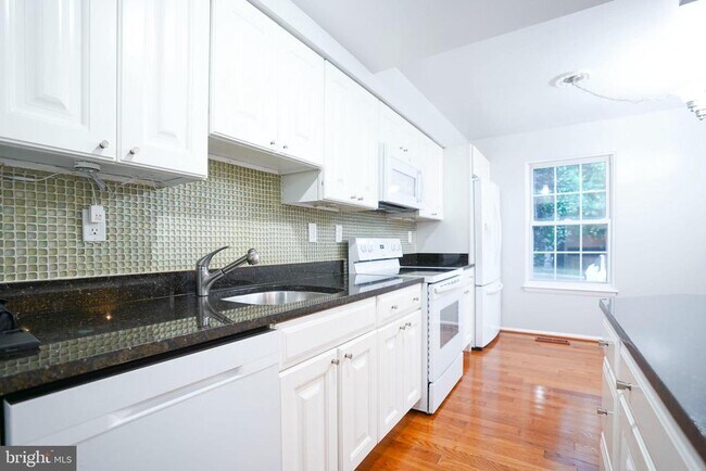 Building Photo - 6493 O'Hara Ct Dr