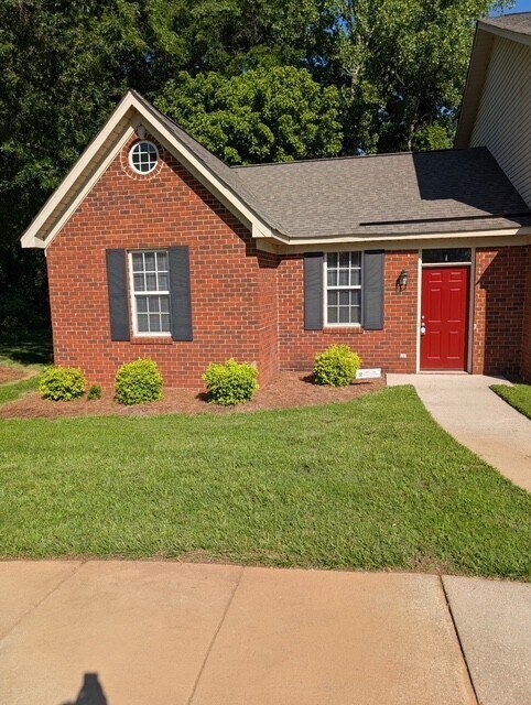 Foto del edificio - Private One-Level Living Awaits at The Arbors Townhomes!