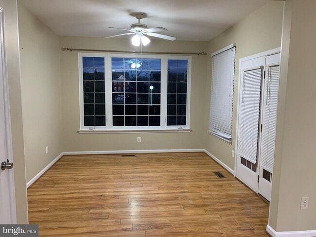Building Photo - 22601 Welborne Manor Square