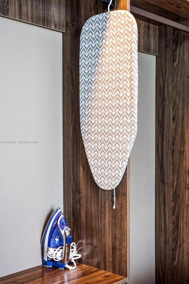 Foto del edificio - 159 NE 6th St