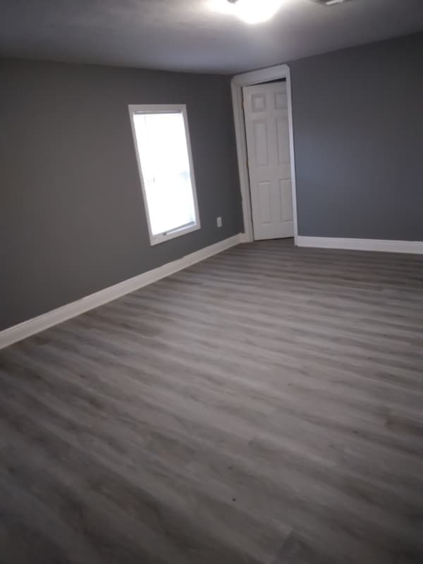 Building Photo - 112 Joplin St