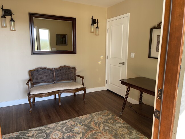 FRONT ENTRY - 1496 Malcolm Dixon Rd