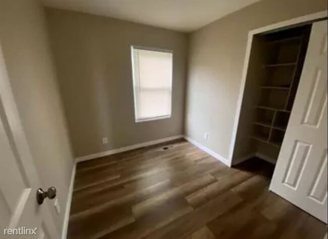 Building Photo - 3 br, 2.5 bath House - 2821 Casden Cir