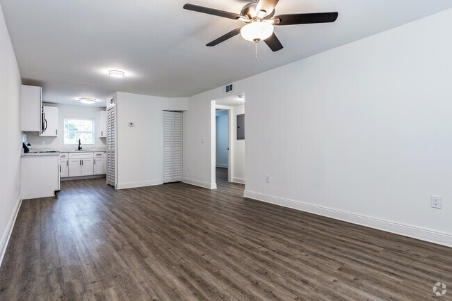 2BR, 1BA - 850SF - Living Room - KC Flats