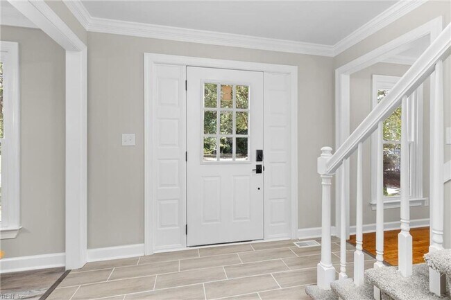 Foto del edificio - Beautiful, Spacious 5Bedroom Home in Virginia Beach