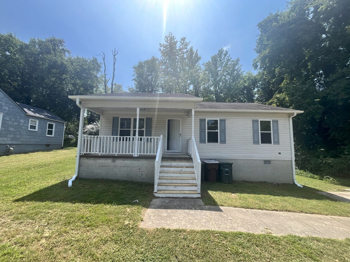 Primary Photo - 3706 Central Ave