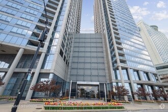 Building Photo - 600 N Lake Shore Dr