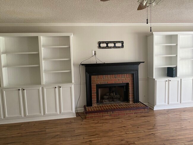 Foto del edificio - 2982 Edenberry Ln NW