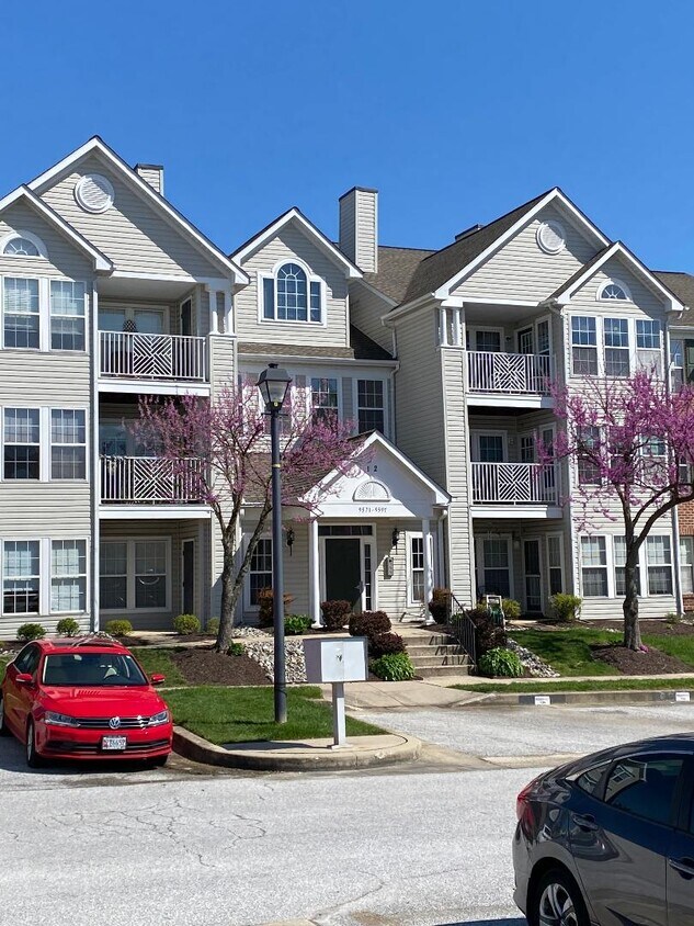 9595 Shirewood Ct Unit White Marsh Condo, Rosedale, MD 21237 Condo