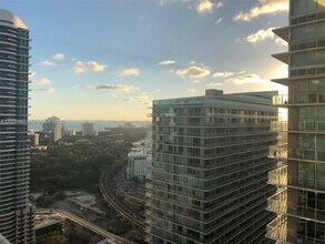 Building Photo - 1100 S Miami Ave