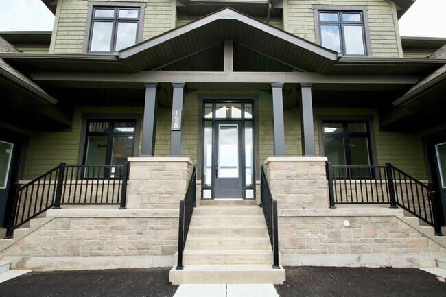 Building Photo - 128 William Crisp Dr