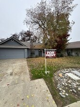 Building Photo - 819 S Pinkham St