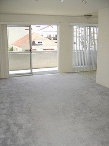 Sala de estar - 317 Hanover Ave