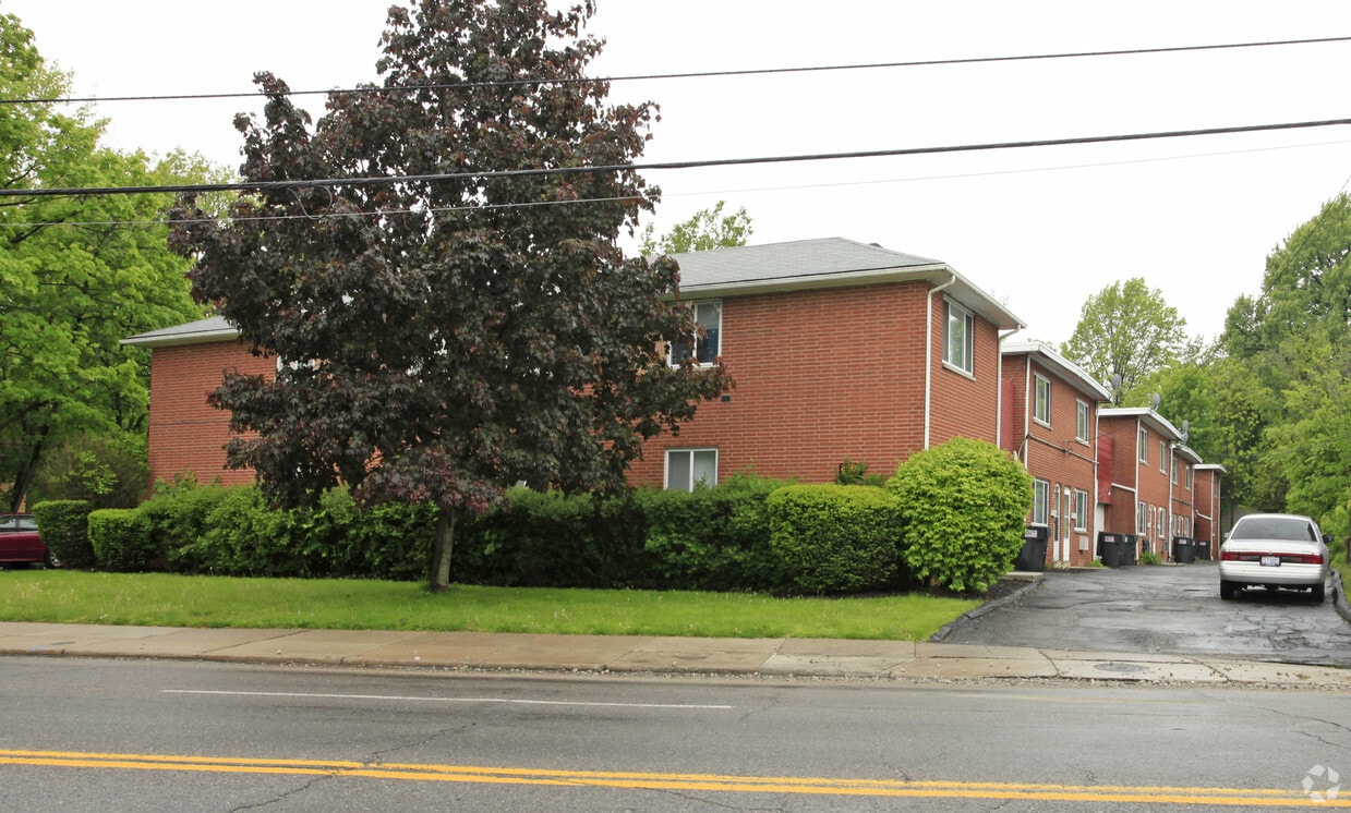 Primary Photo - 2868 Noble Rd
