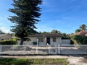 Building Photo - 2540 NW 141st St