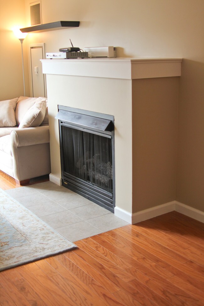 Fireplace - 31 Greenridge Ave