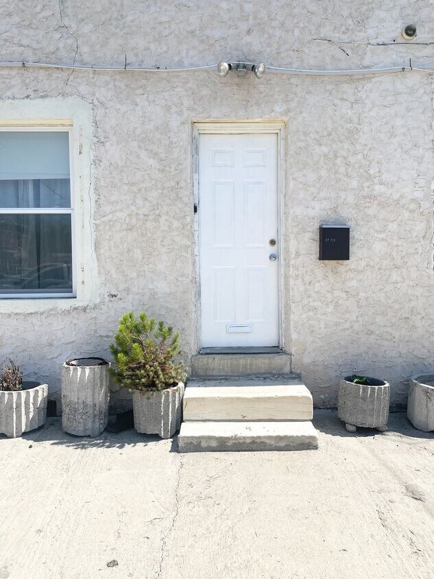 Foto principal - 3942 Wallace St