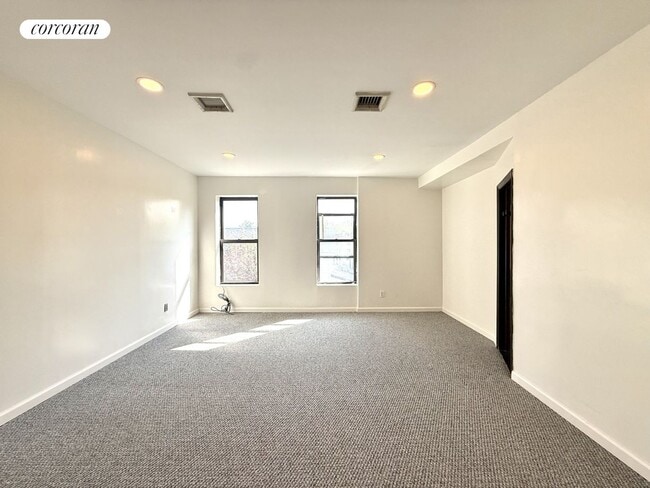Building Photo - 342 Ovington Ave