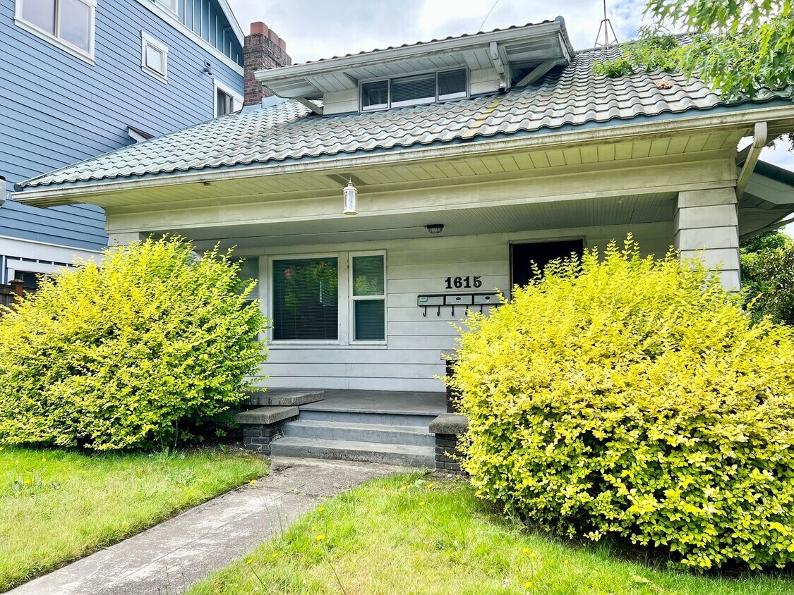 Foto principal - 1615 S King St