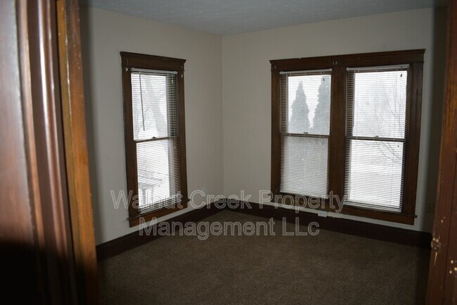 Foto del edificio - 1309 Middle Ave